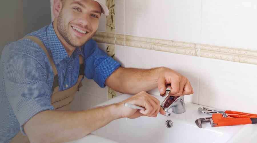 Handle or spout repair in Eureka, KS